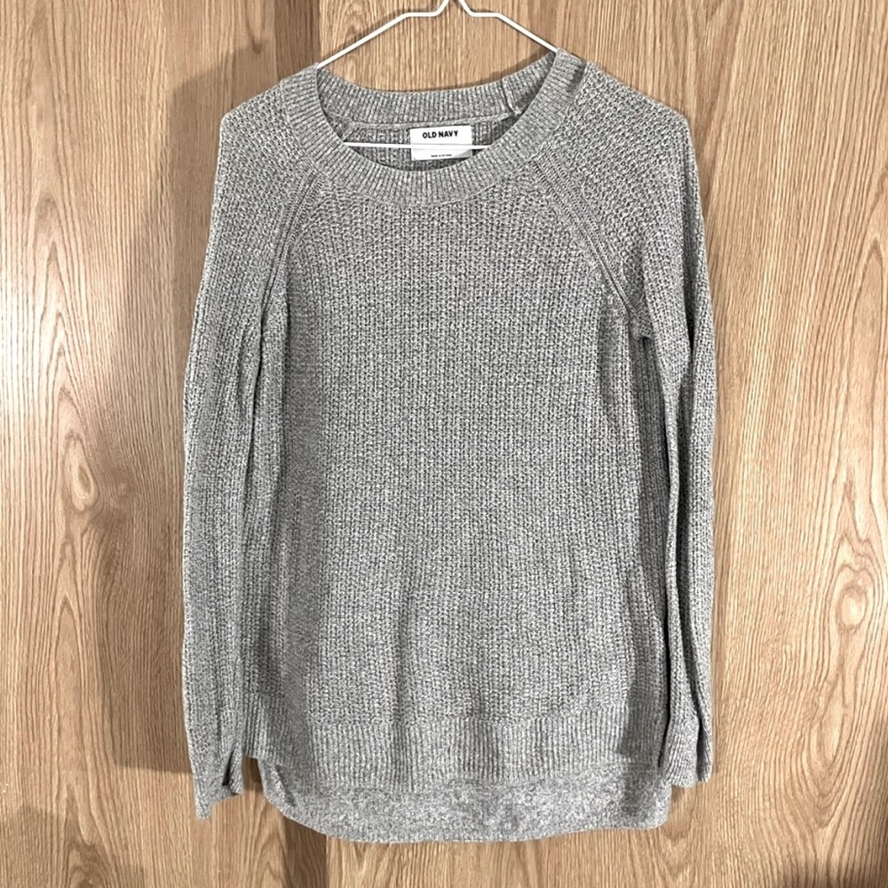 Old Navy Gray Cable Knit X-Long Crew Neck Pullover Sweater